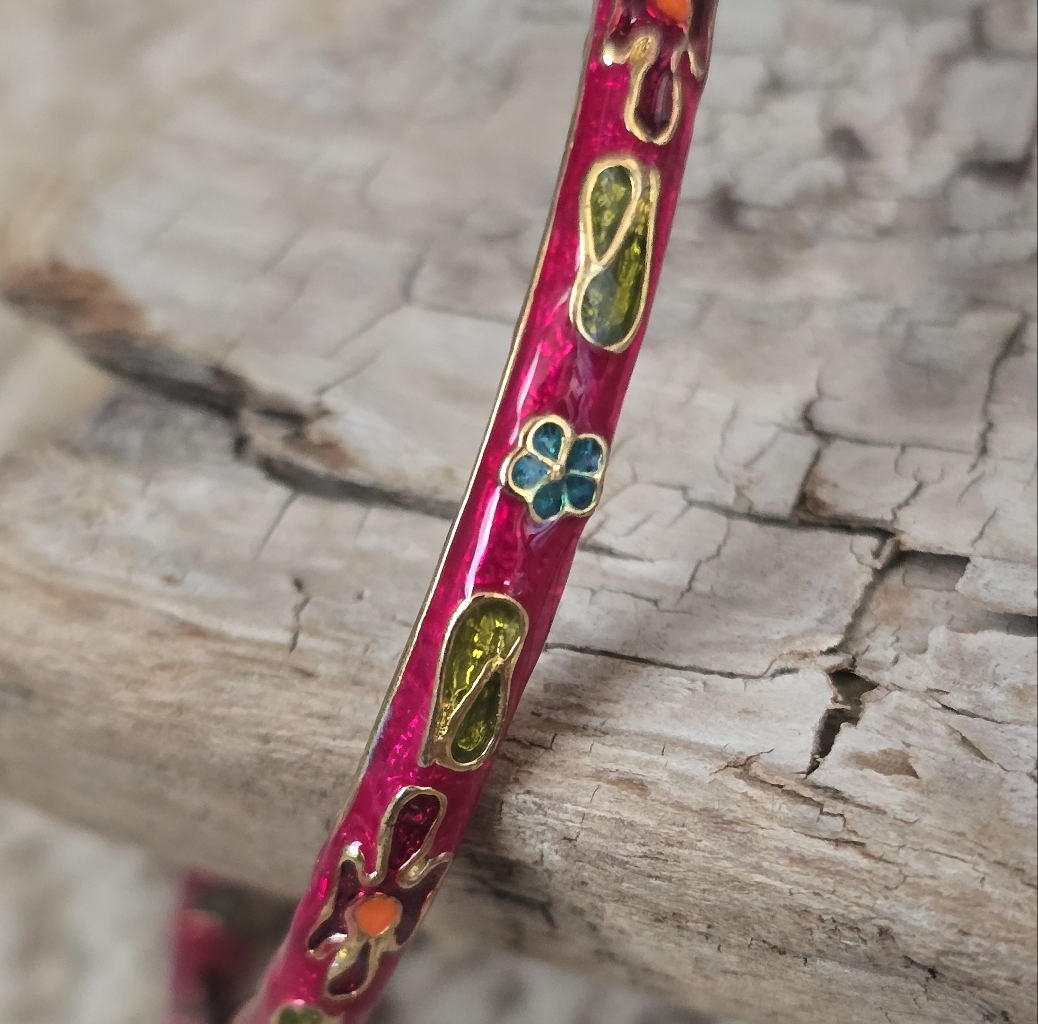 Vintage Cloisonne Bangle 35$